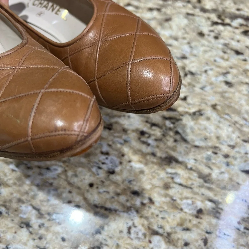 Chanel Quilted Tan Brown Leather Almond Toe Pumps 36 100% Authentic